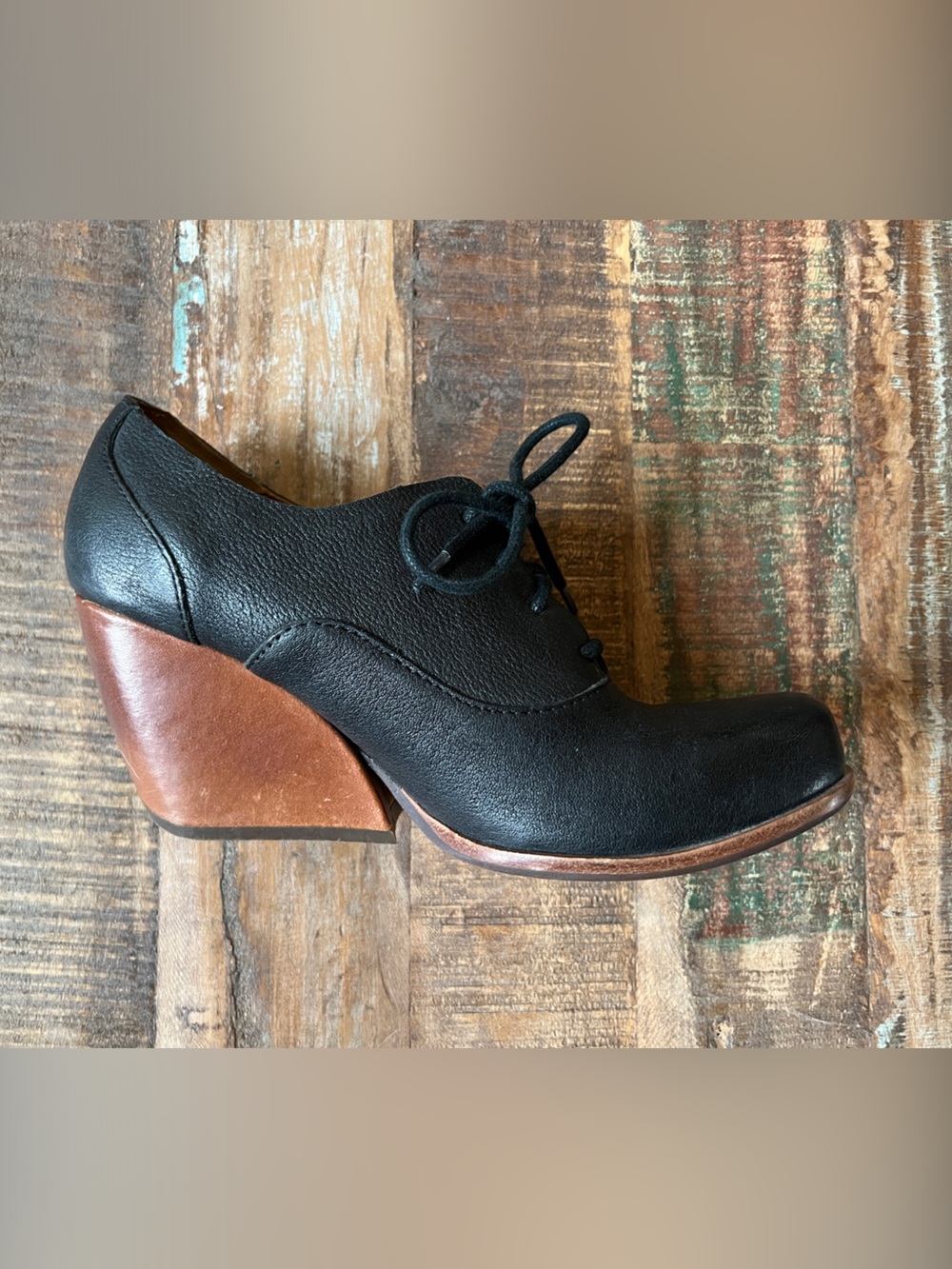 Kork-Ease Black Leather Wedge Oxford Heels - Picture 3 of 4
